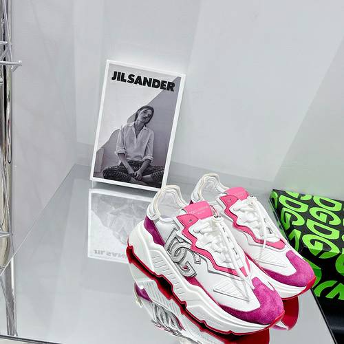 Picture of DG Shoes Men _SKUfw109777958fw